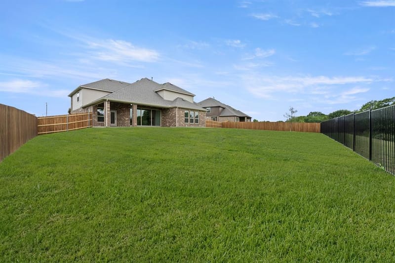 1001 E Hidden Lakes Drive, DeSoto TX 75115 - Photo 3