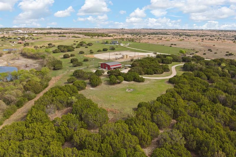 420 Overlook Drive, Cleburne TX 76033 - Photo 37