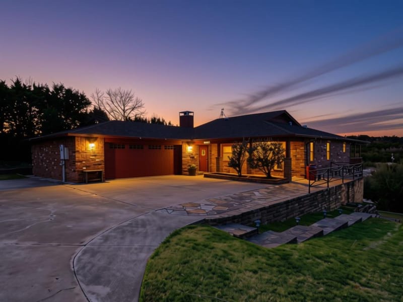 4601 Steepleridge Trail, Granbury TX 76048 - Photo 2