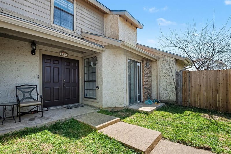 237 Shady Lane Drive, Fort Worth TX 76112 - Photo 2
