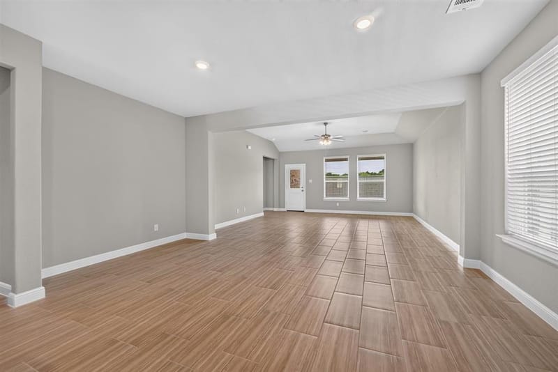 11224 WINGED ELM Way, Justin TX 76247 - Photo 9