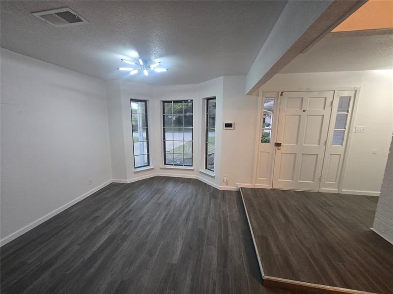 7709 Marlborough Drive W, Fort Worth TX 76134 - Photo 13