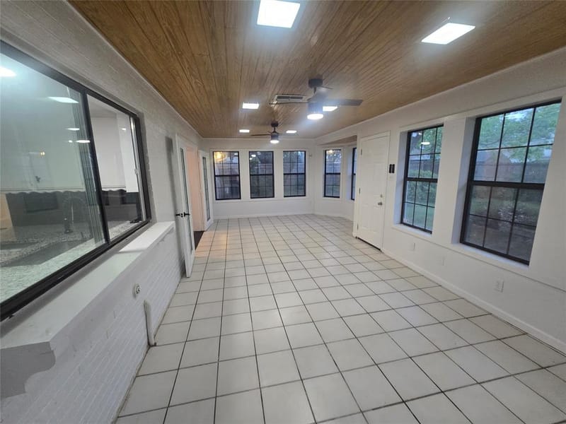 7709 Marlborough Drive W, Fort Worth TX 76134 - Photo 14