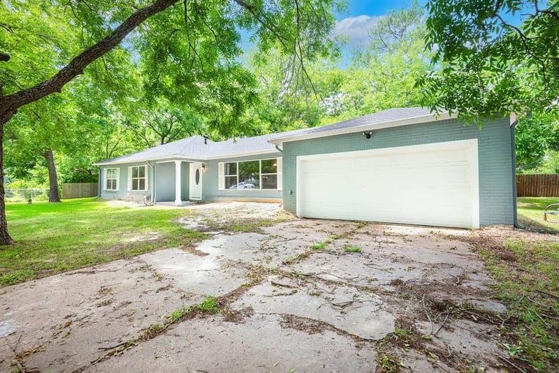 4004 4th Street, Greenville TX 75401 - Photo 2