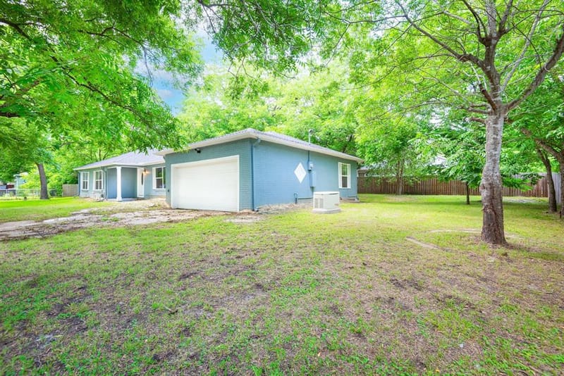 4004 4th Street, Greenville TX 75401 - Photo 3