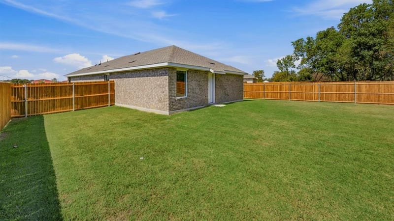 1915 Glory Drive, Bonham TX 75418 - Photo 5