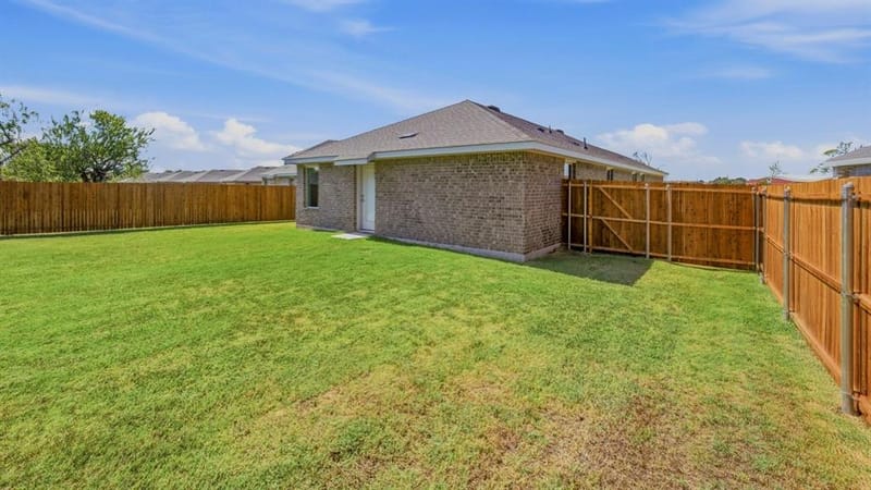 1915 Glory Drive, Bonham TX 75418 - Photo 4