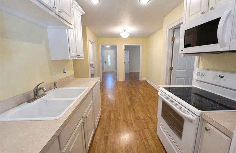 1825 Glenway Drive, Sherman TX 75092 - Photo 8