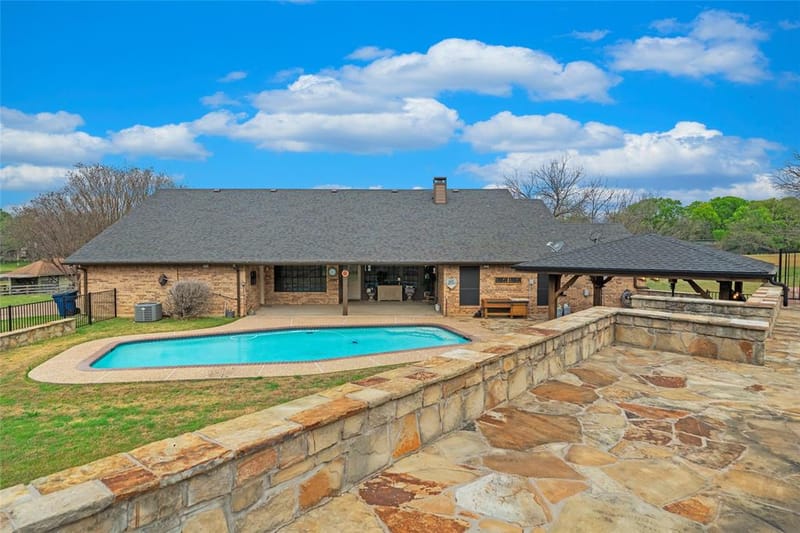 5840 Crystal Drive, Midlothian TX 76065 - Photo 3