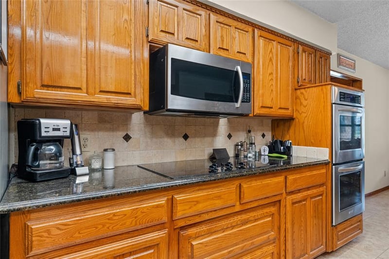 5840 Crystal Drive, Midlothian TX 76065 - Photo 10