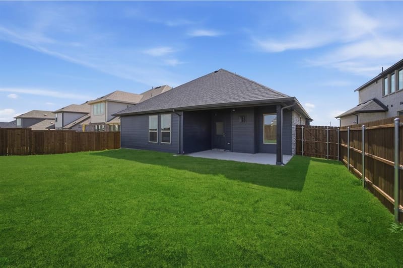 820 Metcalf Drive, Princeton TX 75071 - Photo 6