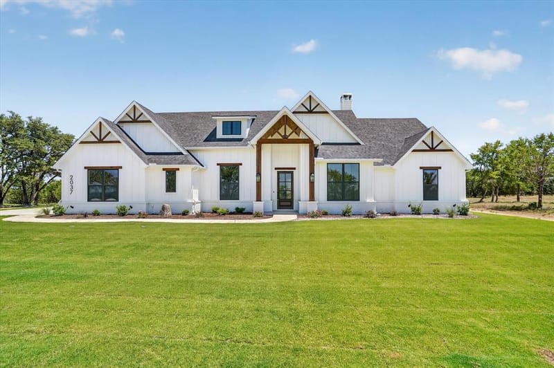 2037 Preserves Trail, Weatherford TX 76087