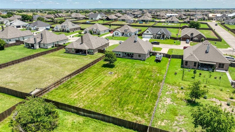 119 Oak View Drive, Godley TX 76044 - Photo 33