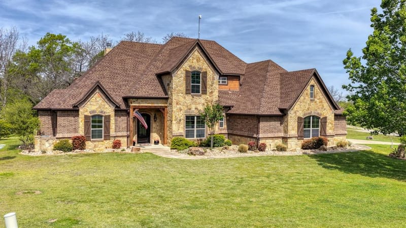 317 Arapahoe Ridge, Weatherford TX 76087 - Photo 2