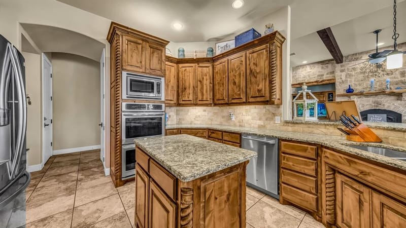 317 Arapahoe Ridge, Weatherford TX 76087 - Photo 11