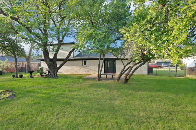 1213 Walker Drive, Hurst TX 76053 - Photo 3