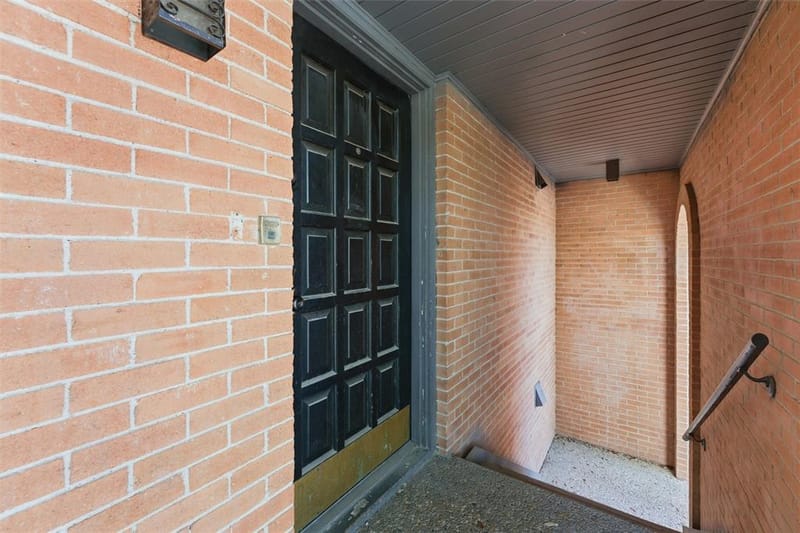 558 E Avenue J # D, Grand Prairie TX 75050 - Photo 2