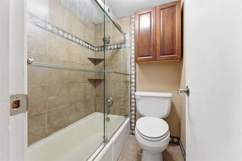 558 E Avenue J # D, Grand Prairie TX 75050 - Photo 17