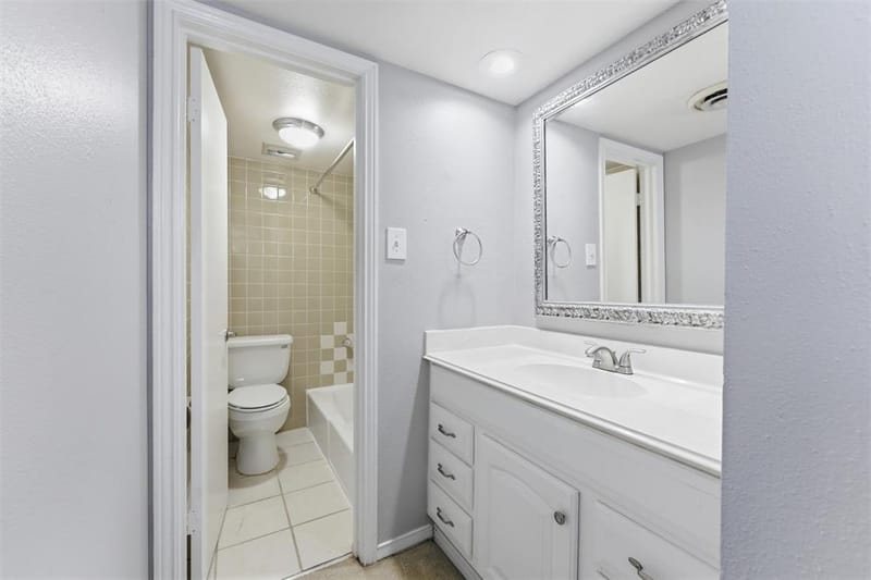 558 E Avenue J # D, Grand Prairie TX 75050 - Photo 21