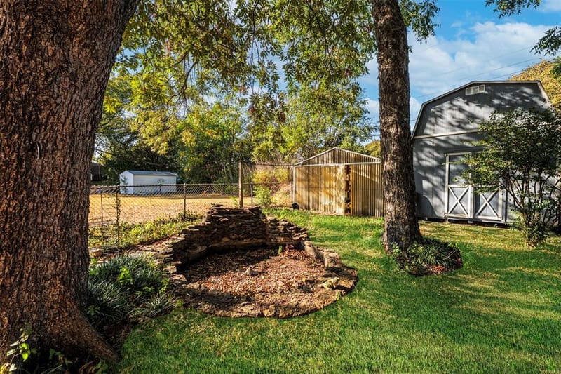 4557 Dee Lane, Haltom City TX 76117 - Photo 23