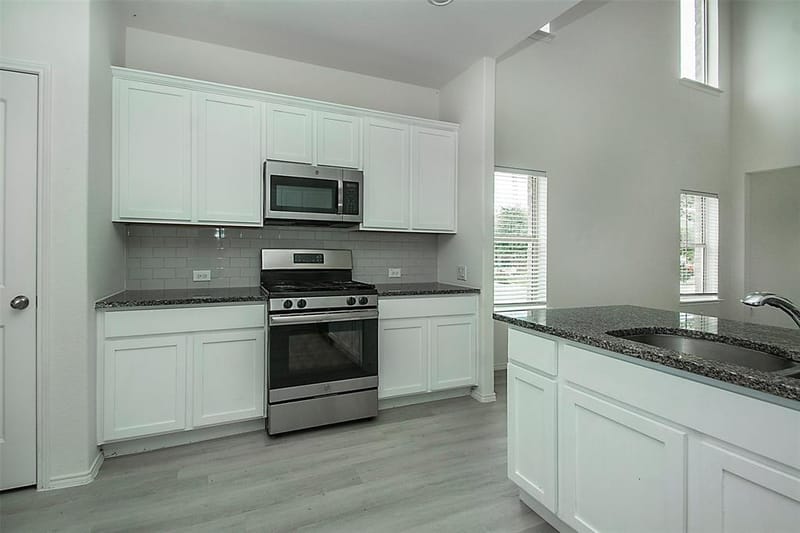 2301 Brightstone Drive, Little Elm TX 76227 - Photo 9