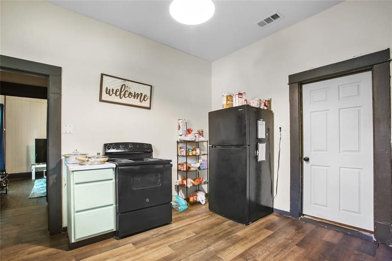 504 Preston Street, Waco TX 76704 - Photo 9