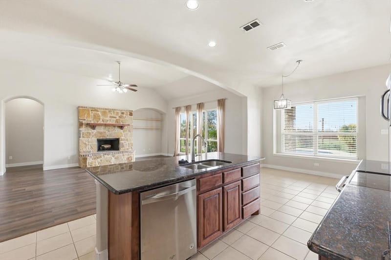 105 Devonshire Drive, Waxahachie TX 75167 - Photo 13
