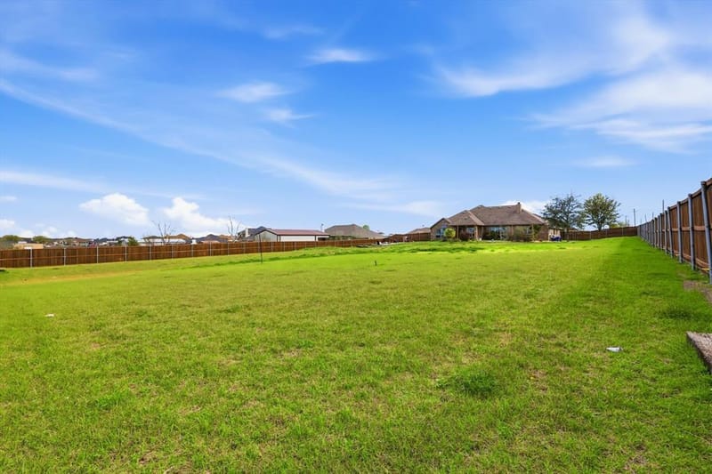105 Devonshire Drive, Waxahachie TX 75167 - Photo 28