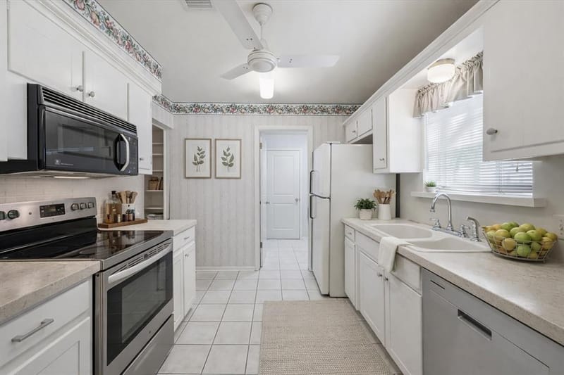 3311 Peachtree Lane, Pantego TX 76013 - Photo 19