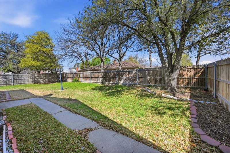 3311 Peachtree Lane, Pantego TX 76013 - Photo 4