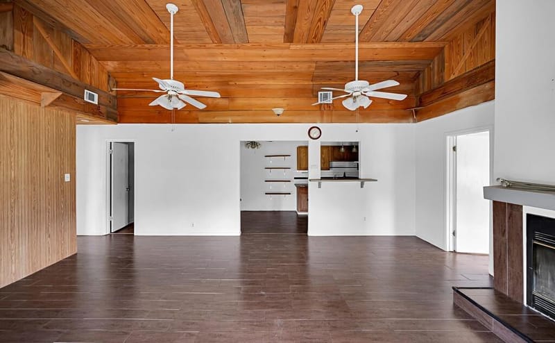 105 County Road 3590, China Spring TX 76633 - Photo 2