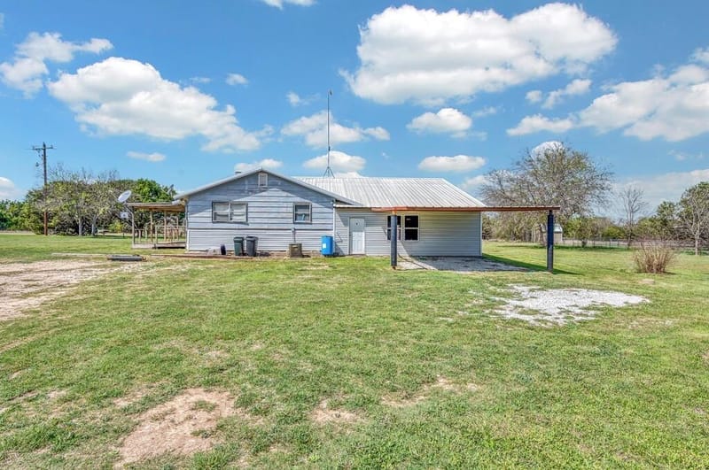 105 County Road 3590, China Spring TX 76633 - Photo 22