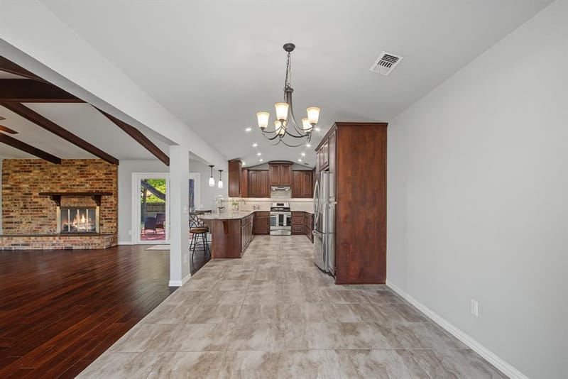 2616 Pin Oak Lane, Plano TX 75075 - Photo 5