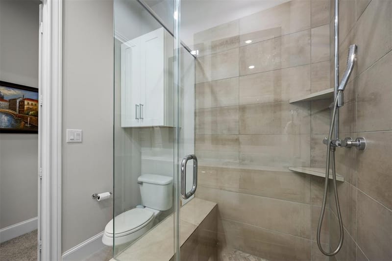 4643 Warwood Lane, Dallas TX 75219 - Photo 17