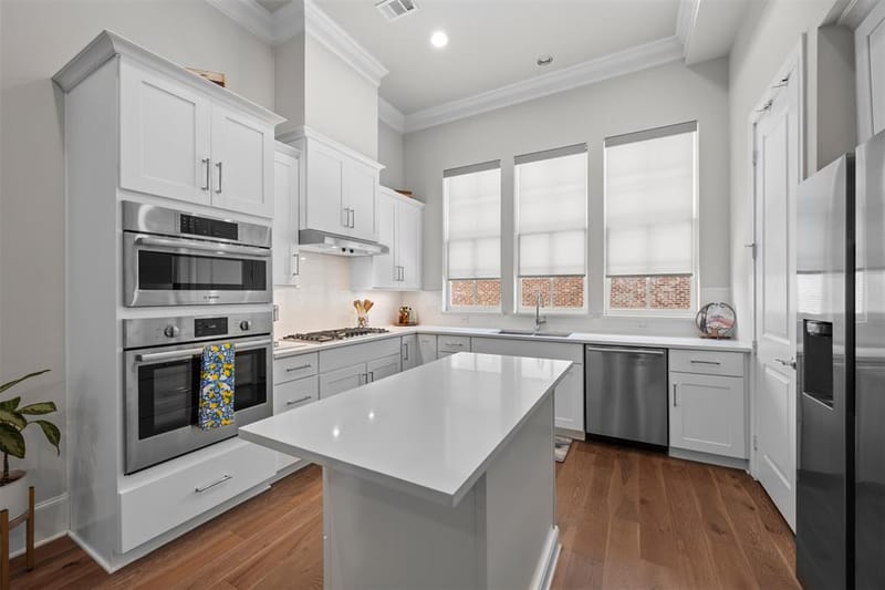 4643 Warwood Lane, Dallas TX 75219