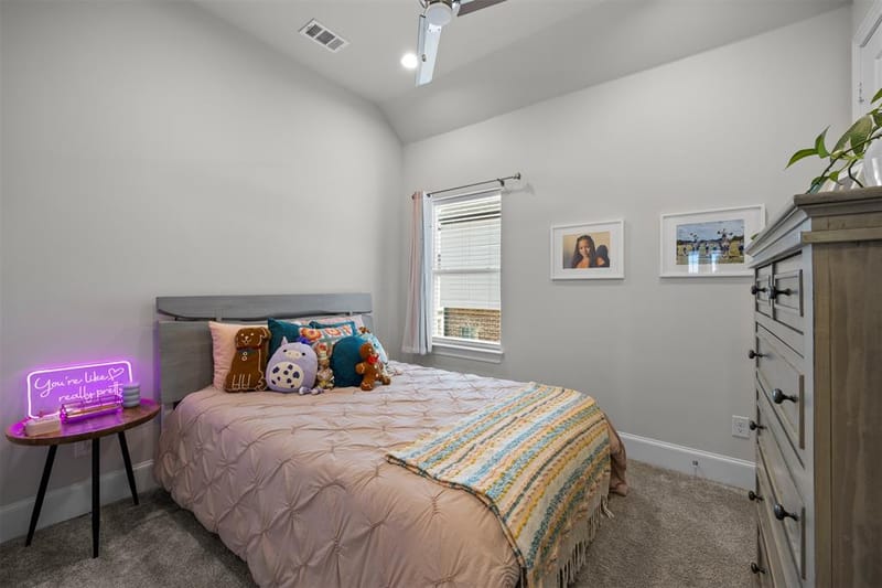 4643 Warwood Lane, Dallas TX 75219 - Photo 20