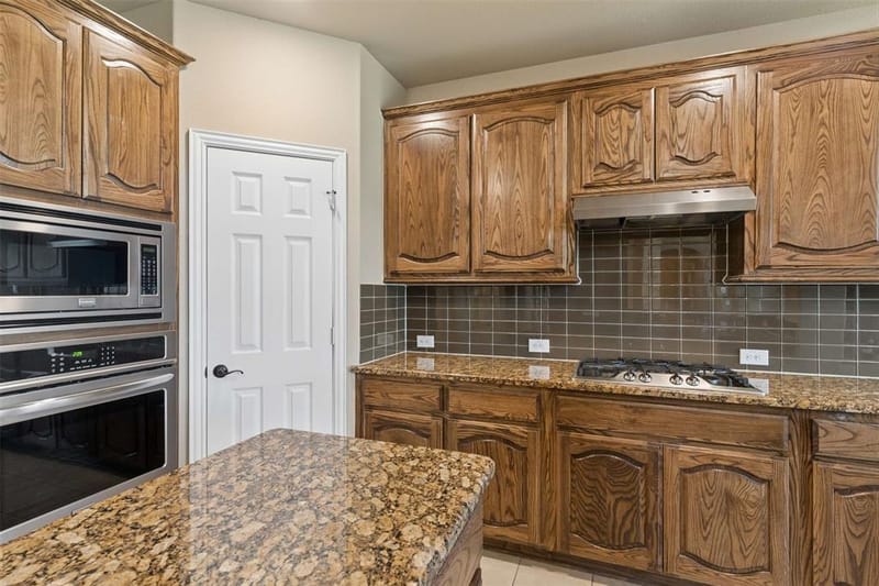 2446 Old Stables Drive, Celina TX 75009 - Photo 12