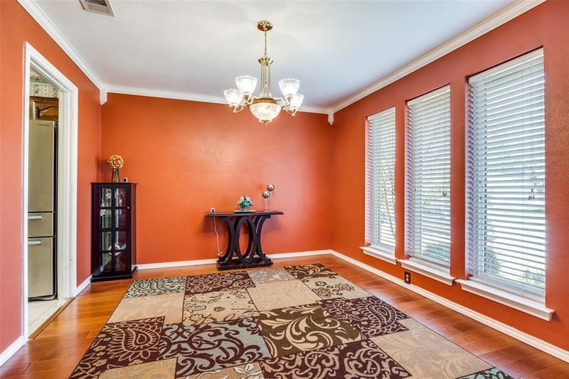 504 Chaffee Drive, Arlington TX 76006 - Photo 3