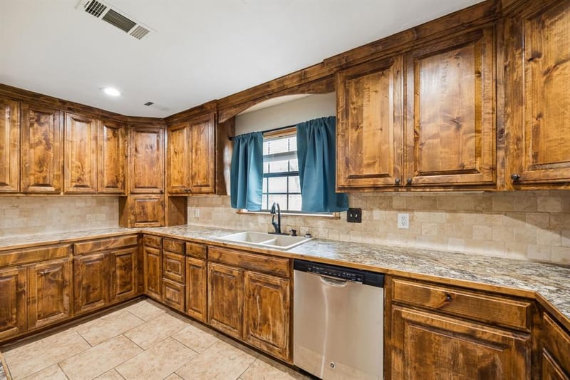 597 E Main Street, Van TX 75790 - Photo 12
