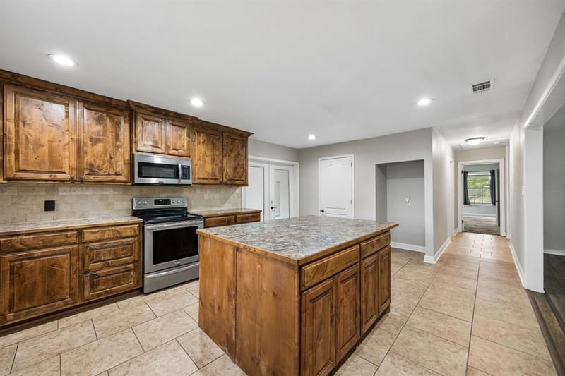 597 E Main Street, Van TX 75790 - Photo 11