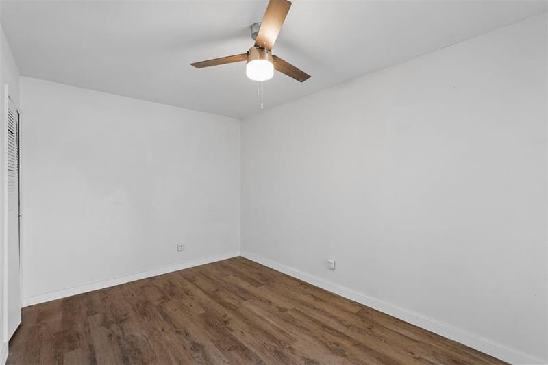 425 Rollingridge Lane, Garland TX 75043 - Photo 23