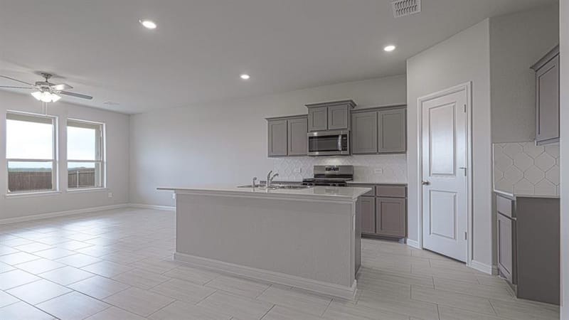 188 GREENHILL Trail, Boyd TX 76023 - Photo 4