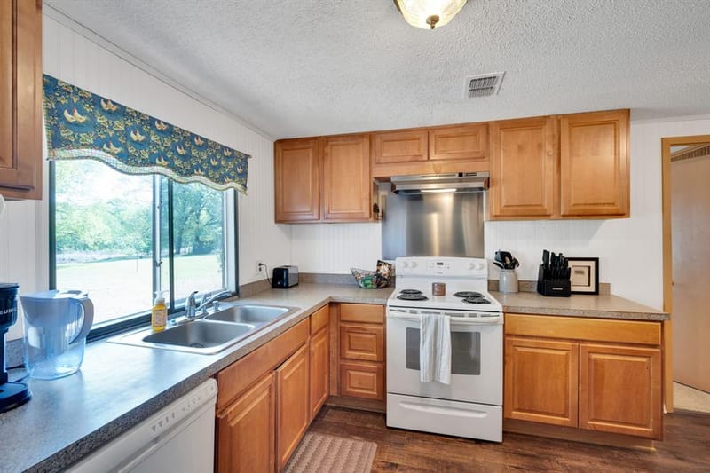321 Rs County Road 3310, Emory TX 75440 - Photo 34