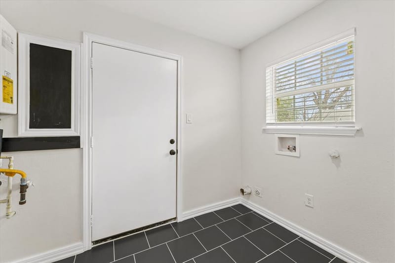 1212 Woodland Avenue, Fort Worth TX 76110 - Photo 17