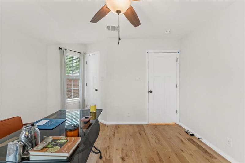 1212 Woodland Avenue, Fort Worth TX 76110 - Photo 8