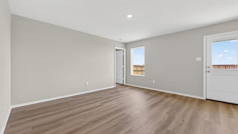 2209 BAKERSFIELD Drive, Fort Worth TX 76036 - Photo 10
