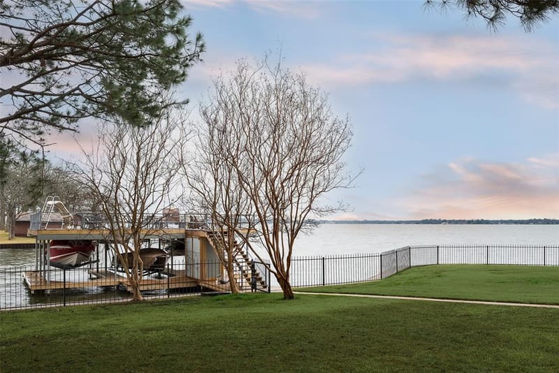 119 Diamond Oaks Drive, Mabank TX 75156 - Photo 6
