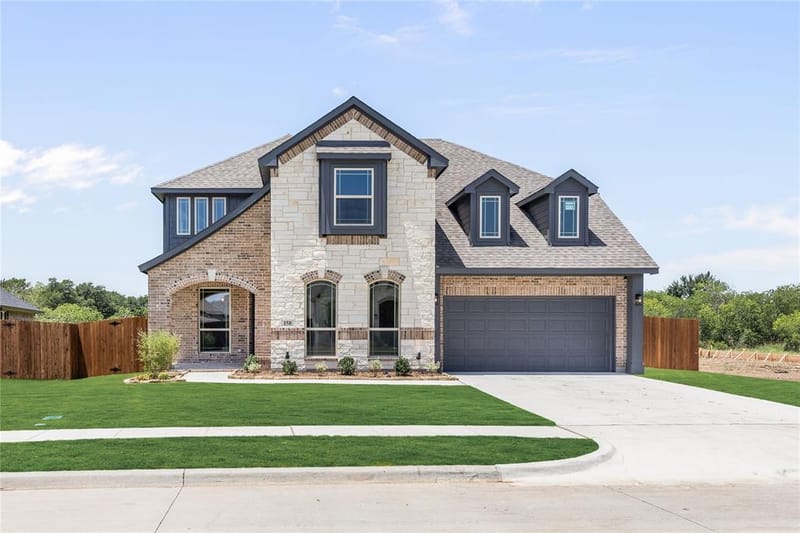 158 Creekside Drive, Sanger TX 76266