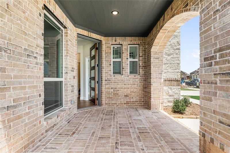 158 Creekside Drive, Sanger TX 76266 - Photo 4