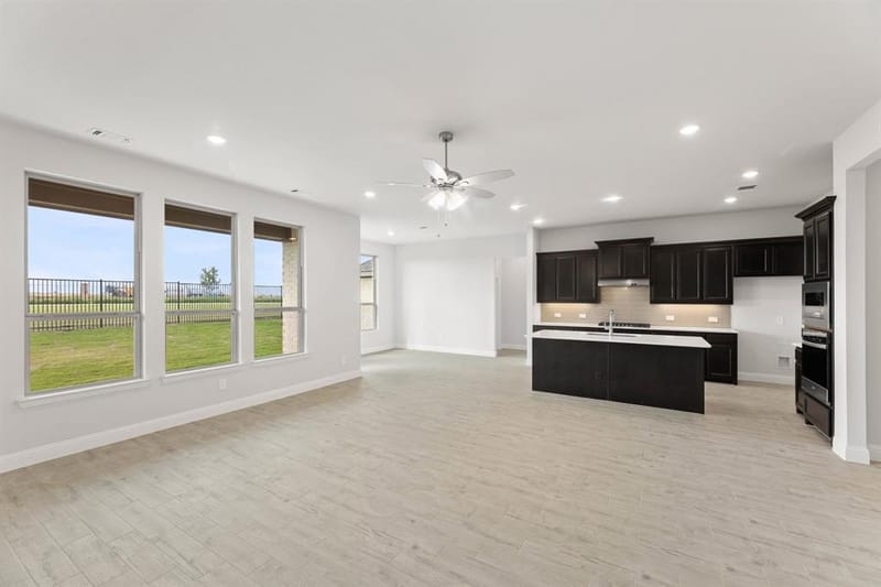 1121 Nighthawk Drive, Justin TX 76247 - Photo 9